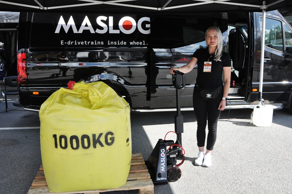 Maslog Elina Mähönen