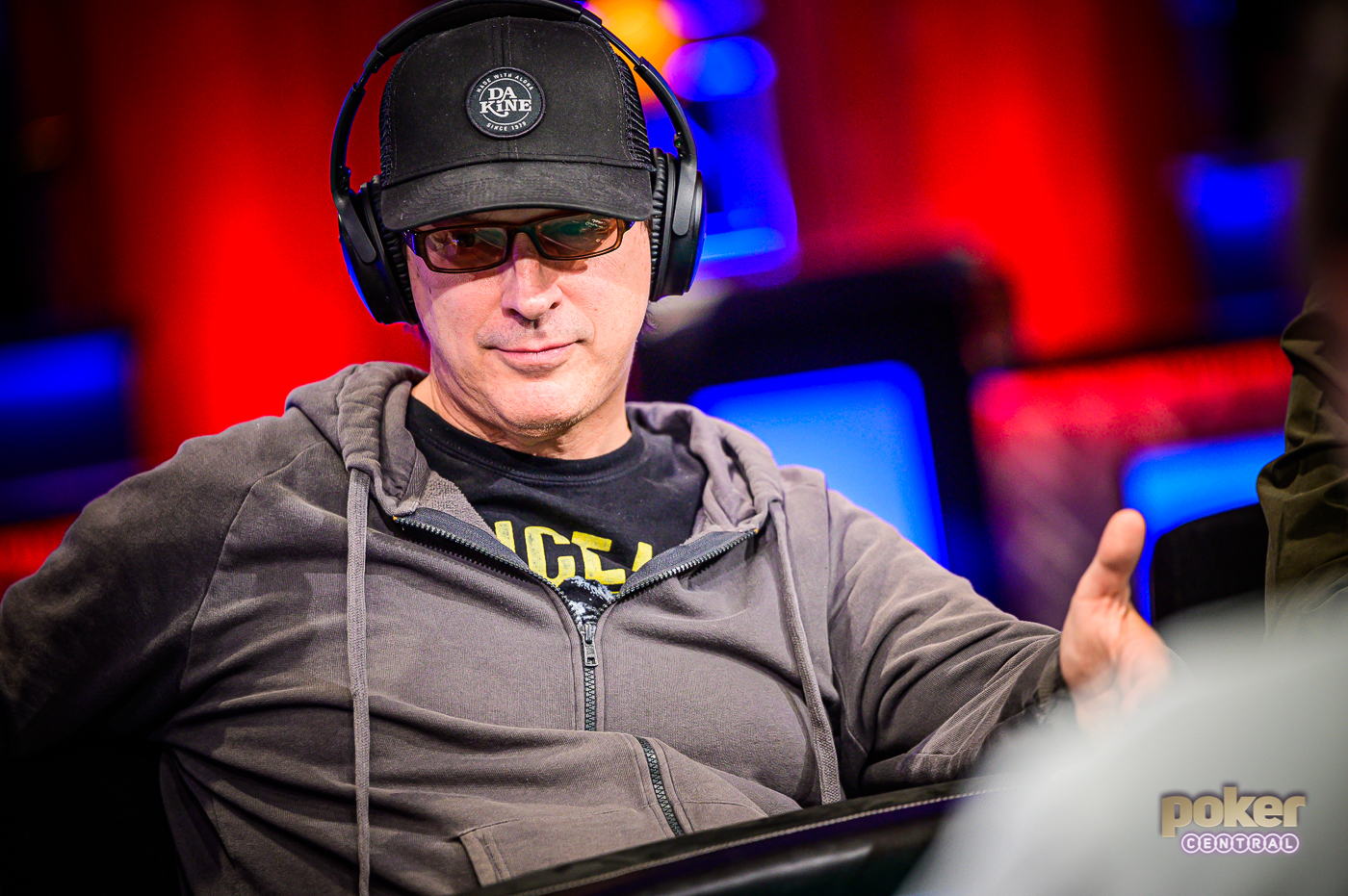 Фил лаак. Phil Laak. Фил Лаак Покер. Видеоблог WSOP. Фил Лаак рост.