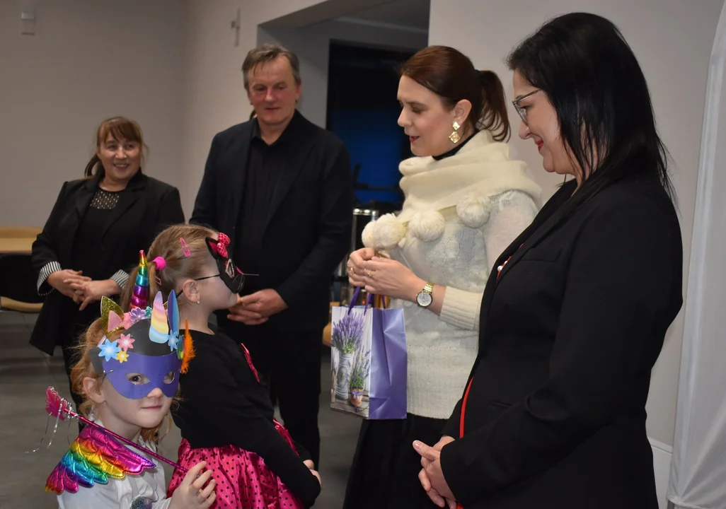 Dzień pełen uśmiechów i zabawy. Karnawałowe spotkanie dla dzieci z Nowej i Starej Kaźmierki