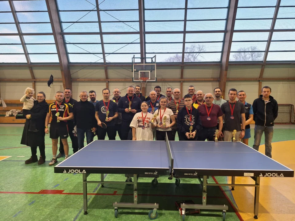 Zagraj i wspomóż WOŚP. Dobrzyca zaprasza do udziału w turniejach sportowych