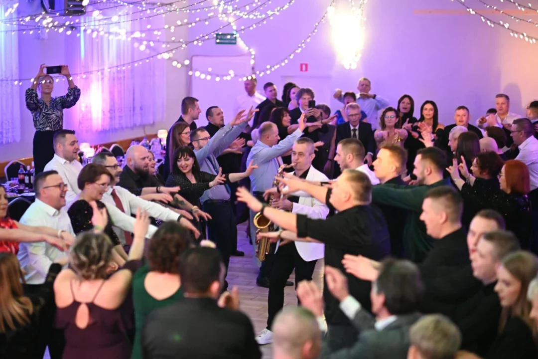 Oni już powitali nowy rok! Sołecki bal (przed)sylwestrowy w Tursku