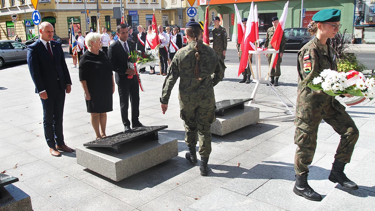 The 83rd anniversary of the outbreak of World War II is commemorated in Rawicz [ZDJĘCIA]