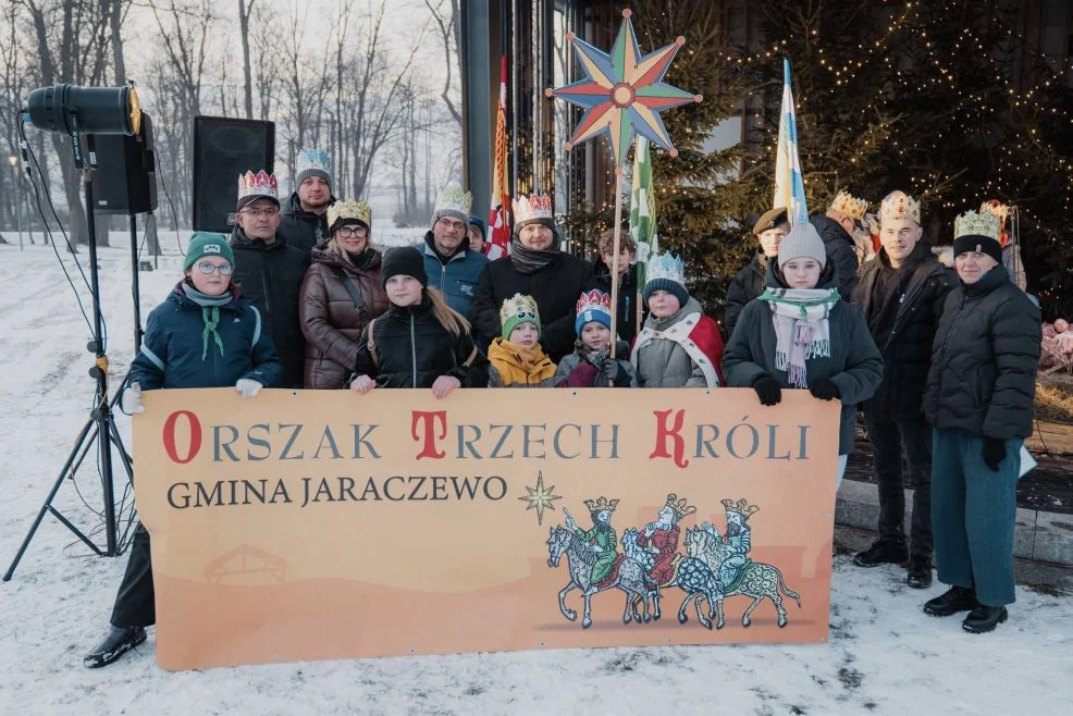 Orszak Trzech Króli i wspólne kolędowanie w Jaraczewie [ZDJĘCIA]