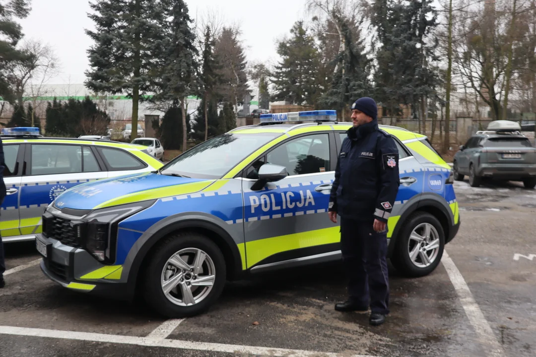 Nowy radiowóz dla policjantów z Nowego Miasta. Gmina dołożyła się do zakupu