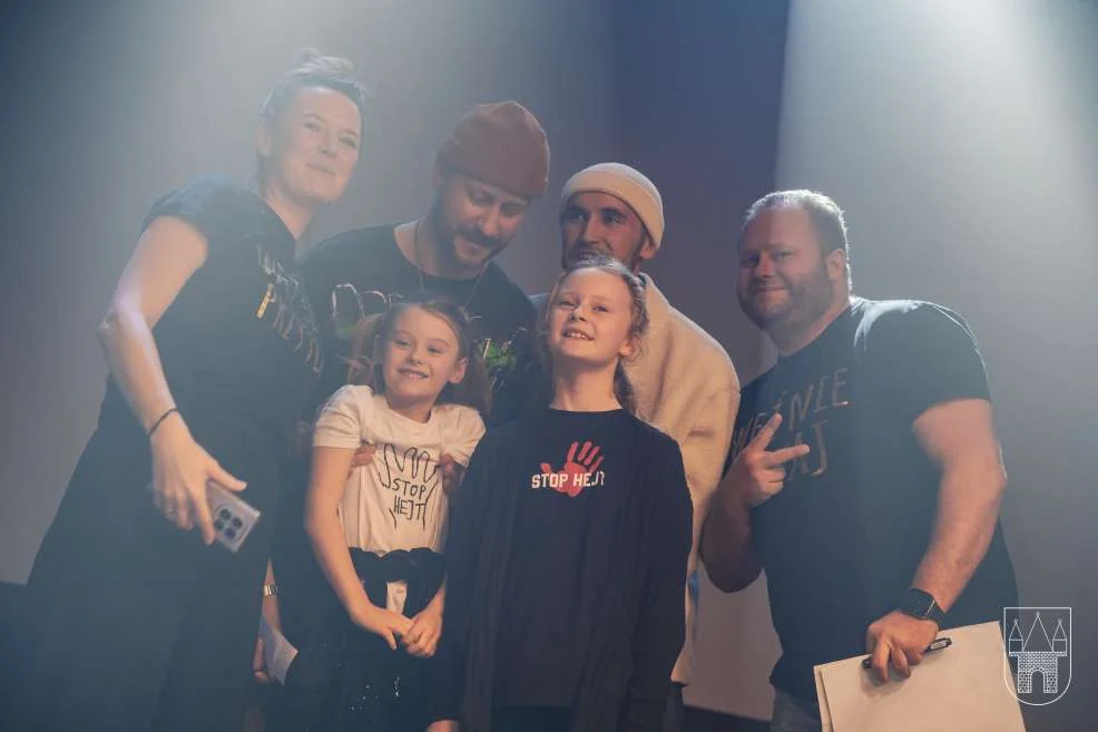 To był nie tylko koncert. Duet Alien x Majtis w Jarocinie [ZDJĘCIA]