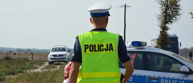 74-latek wymusił pierwszeństwo na skrzyżowaniu. Za spowodowanie kolizji dostał spory mandat