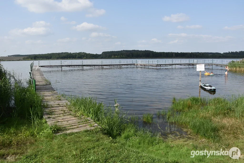 Gdzie nad wodę w gorący, wakacyjny weekend? Kąpieliska w okolicy Gostynia