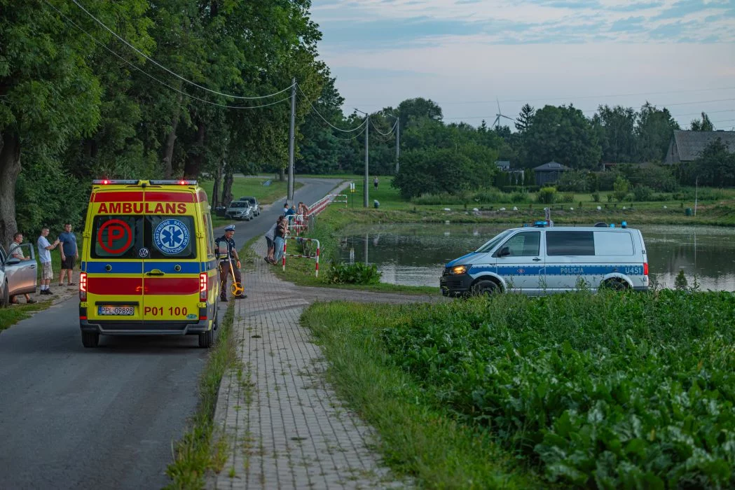 Jeżdżą bez kasków, z telefonem i we dwoje. Policja apeluje do użytkowników hulajnóg