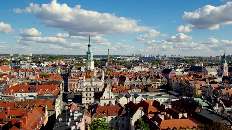 Obrazek do pytania - Słynna Brama Poznania zlokalizowana jest: