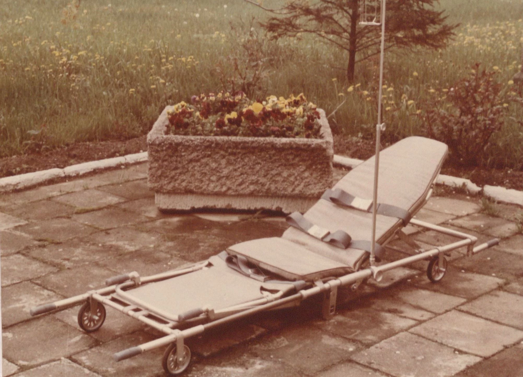 Jak nosze sanitarne z Rawicza trafiły do karetki z serialu "07 zgłoś się"?