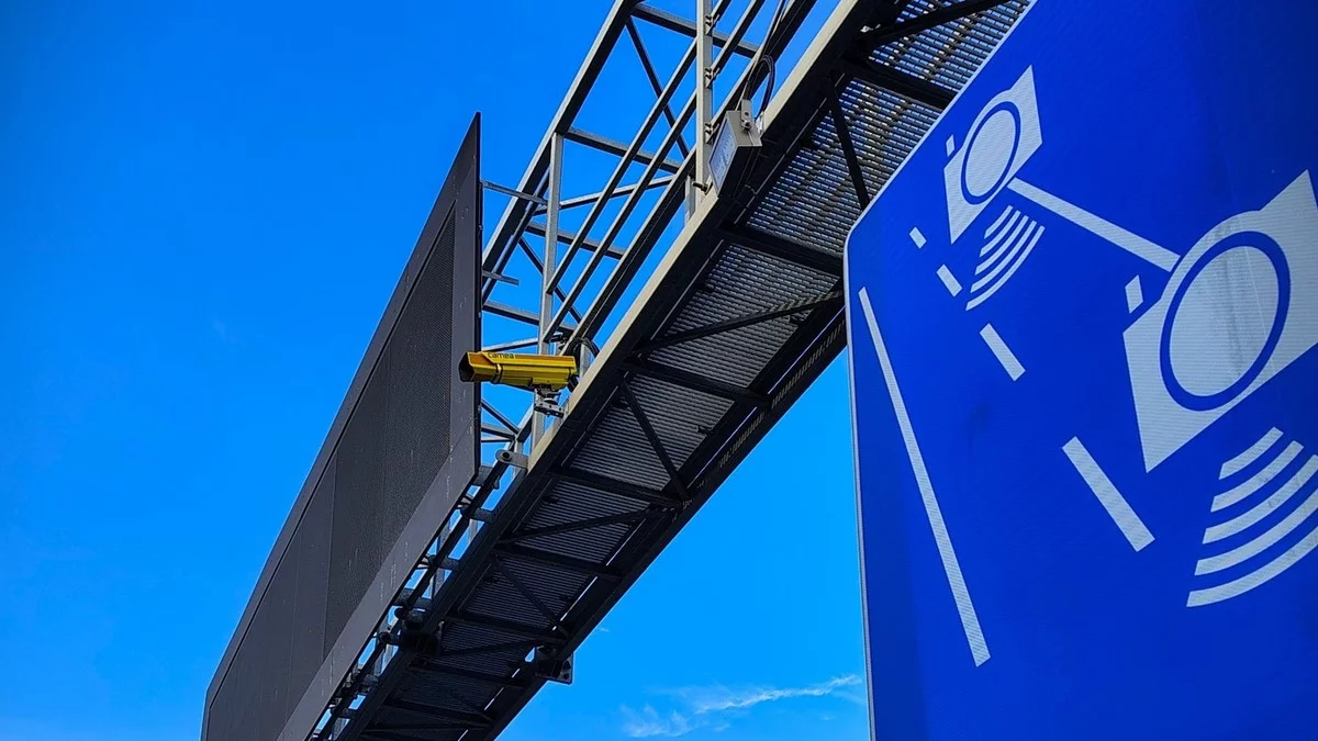 Jeździsz AOW? Zdejmij nogę z gazu. Odcinkowy pomiar prędkości już działa