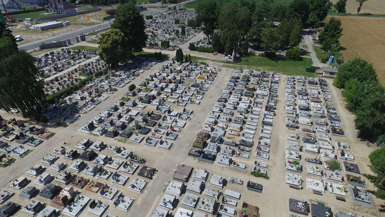 Nie wiesz, jak znaleźć grób na cmentarzu?