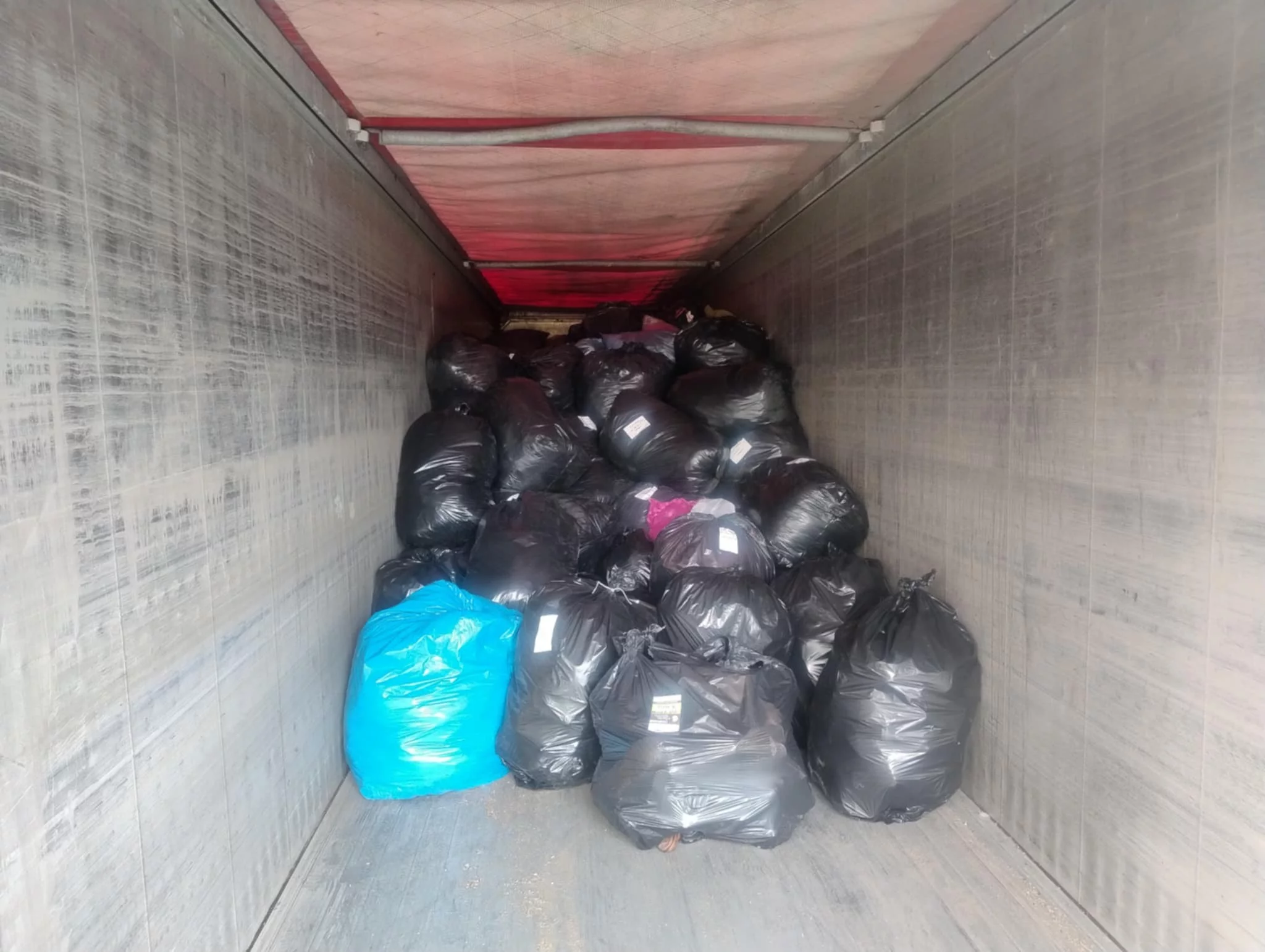 Kończy się zbiórka tekstyliów prowadzona przez OSP Kawcze