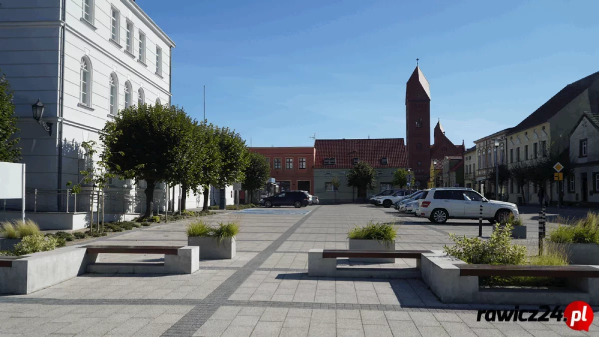 Nowe zasady parkowania w Jutrosinie. Zmiany dla mieszkańców, firm i osób z niepełnosprawnościami