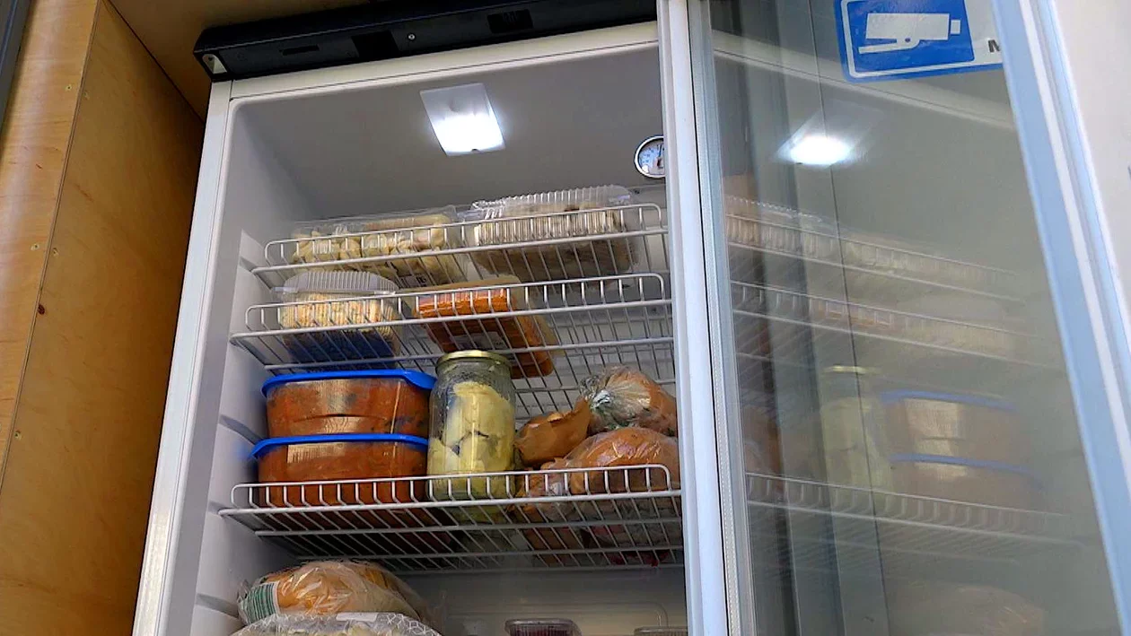 Jadłodzielnia - sposób na podzielenie się nadmiarem świątecznego jedzenia. Jak z niej korzystać?