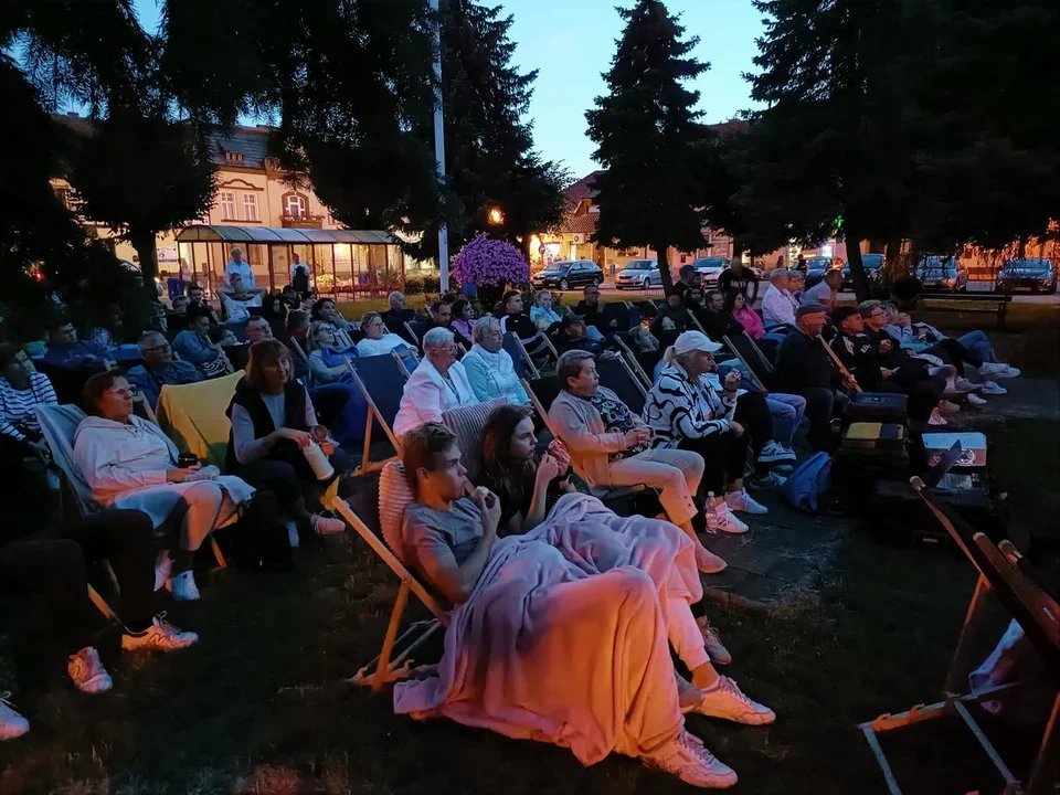 Zapraszają do kina plenerowego na miejskogóreckim rynku