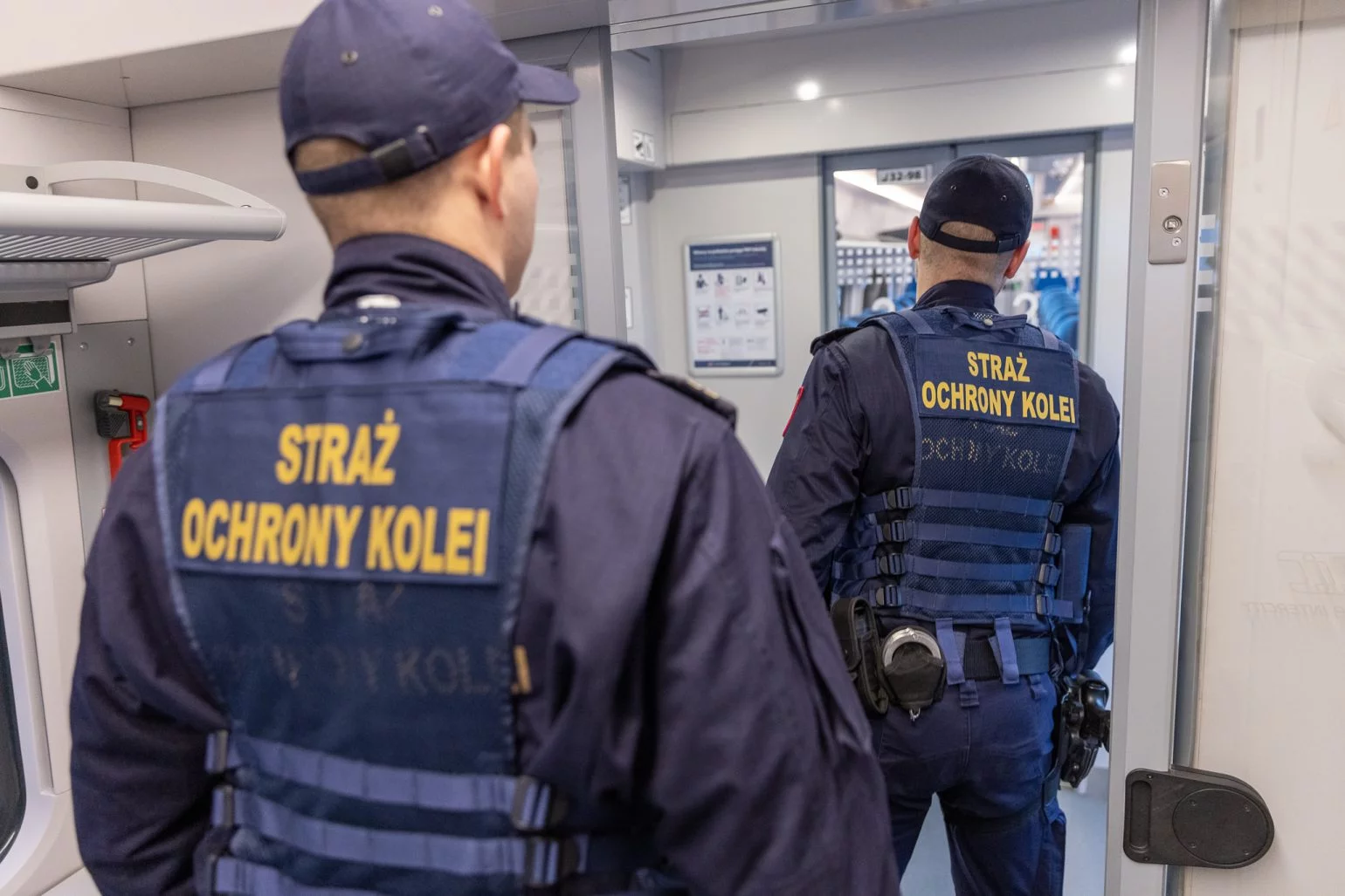 Jest praca. Na starcie oferują 6 000 zł, dofinansowanie do wakacji i ekstra wolne!