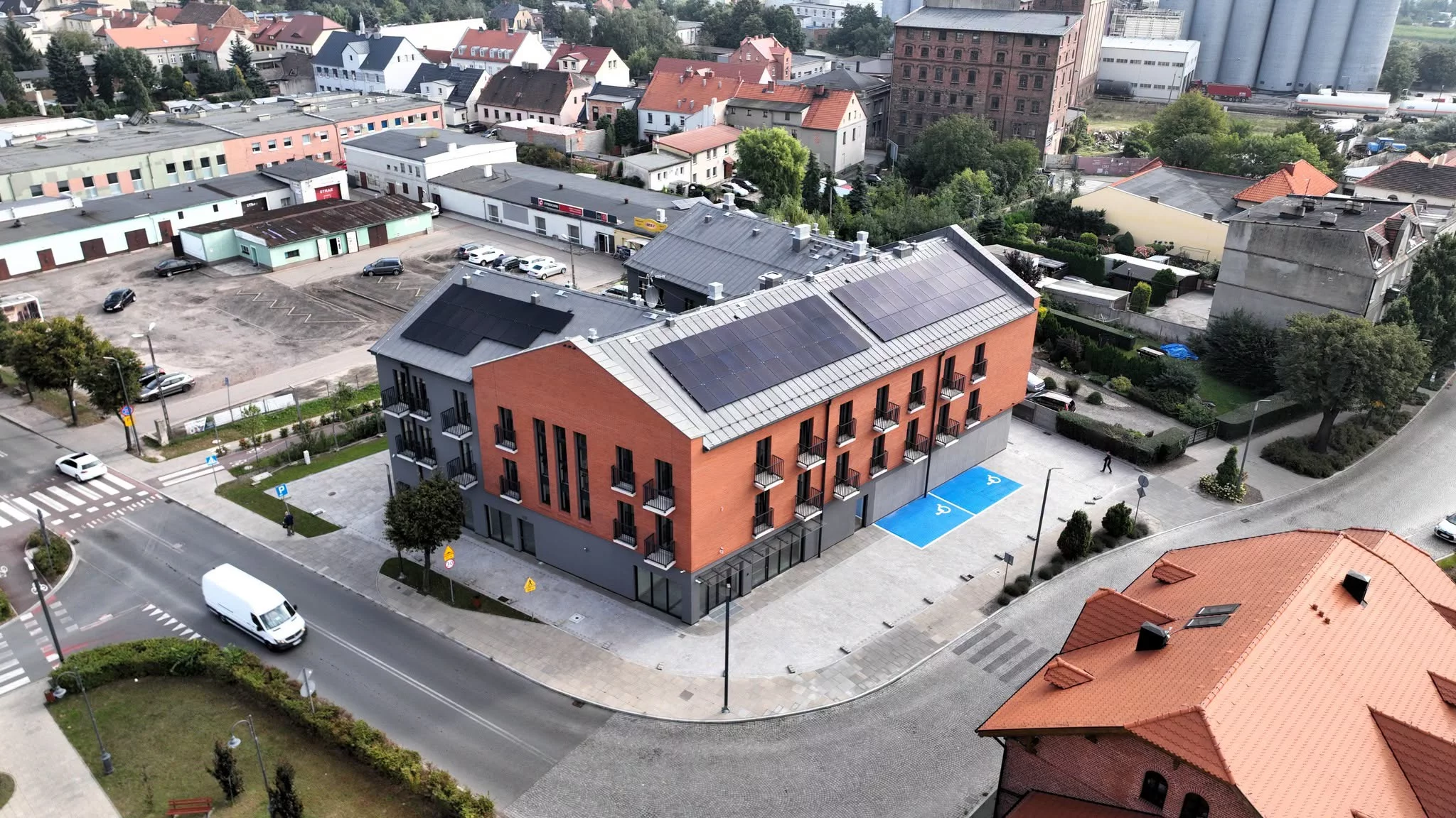 W Pleszewie powstaje trzygwiazdkowy hotel i centrum aktywizacji. Ruszył II etap budowy Compact Lab