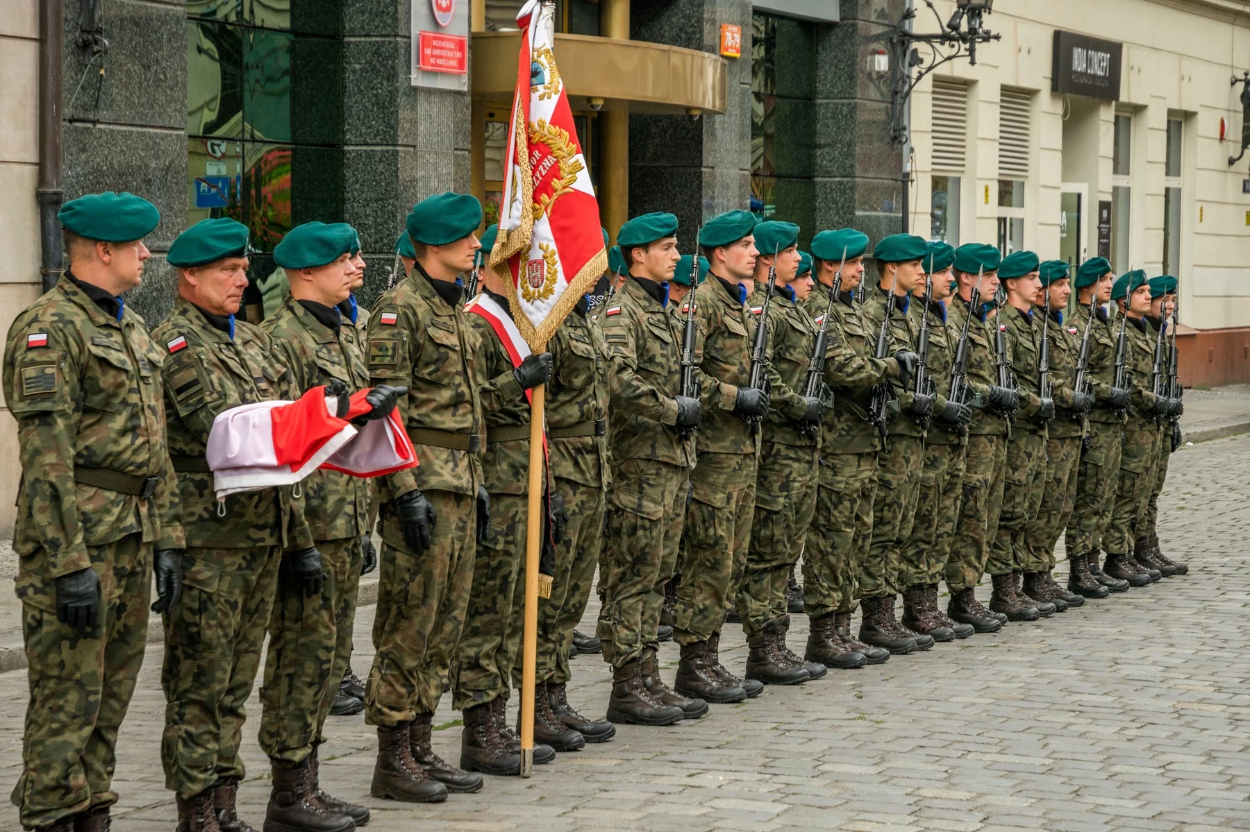 Przez 16 dni uczyli się wojskowego rzemiosła. Wiadomo, ilu ochotników ukończyło szkolenie