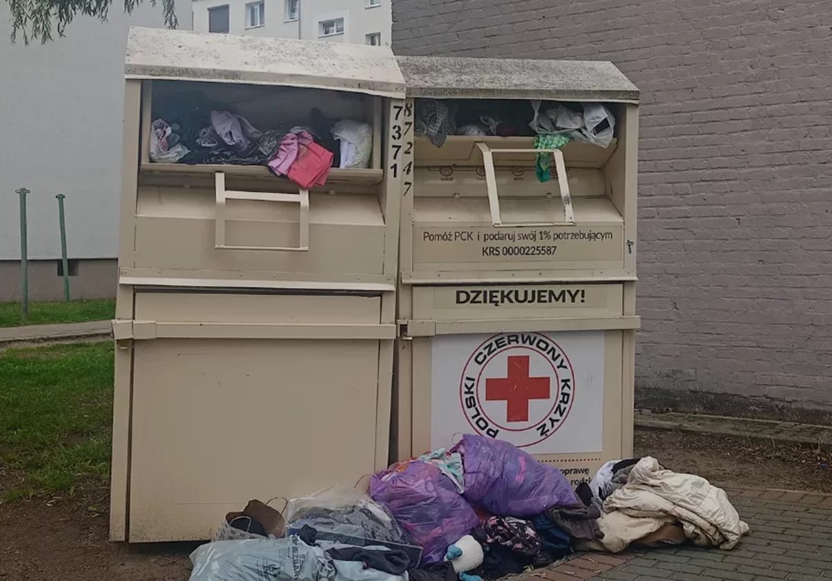 Kontenery PCK znikną z ulic. Koniec programu „Tekstylia”