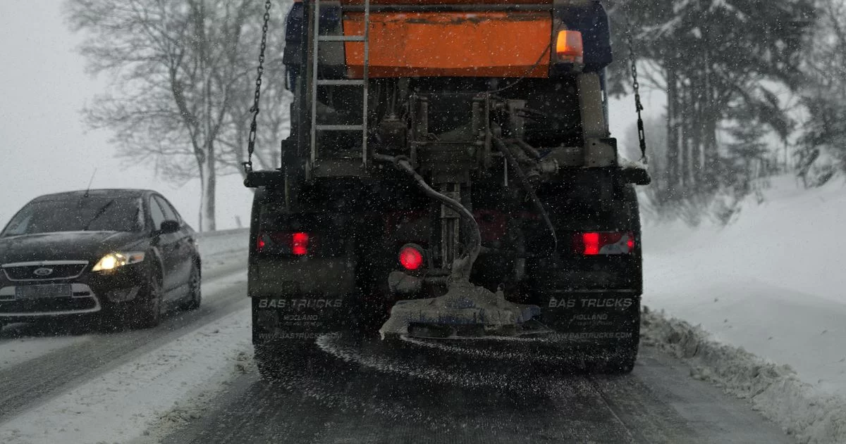 To była najdroższa zima od lat! Utrzymanie dróg w powiecie pochłonęło fortunę