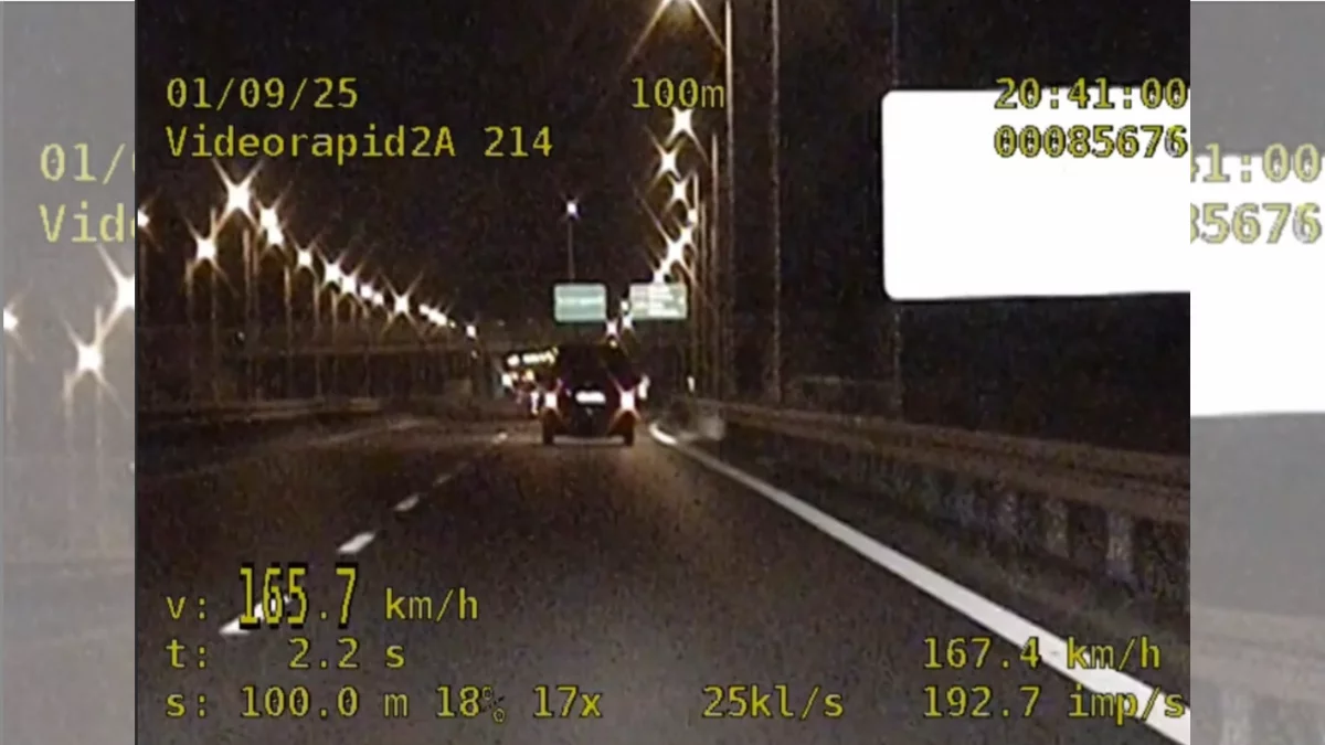 Kilka godzin po zdaniu prawa jazdy pędził 165 km/h. Dlaczego nie ukarano go mandatem?