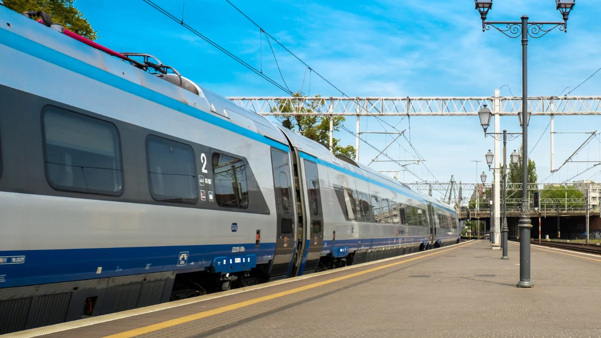 Ostrów Wlkp. pominięty w nowym rozkładzie PKP. Prezydent krytykuje decyzję i zapowiada podjęcie działań