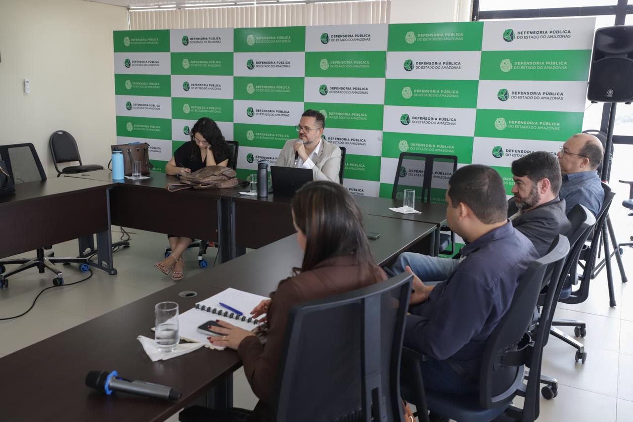 Reunião com os hospitais aconteceu nesta quinta-feira