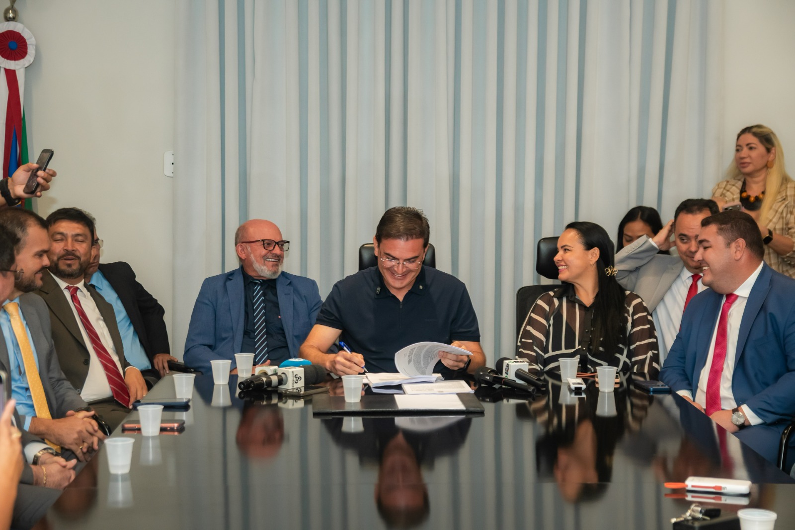 Assinatura do convênio foi feita na sede da Prefeitura