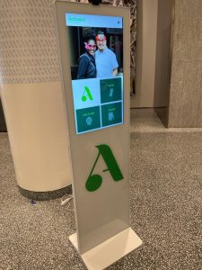 Digital Signage with Facial Recognition