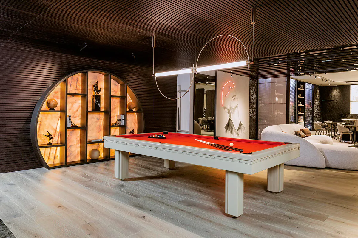 Spare room with a red billiard table mat