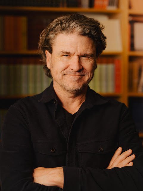 Dave Eggers Headshot.jpg