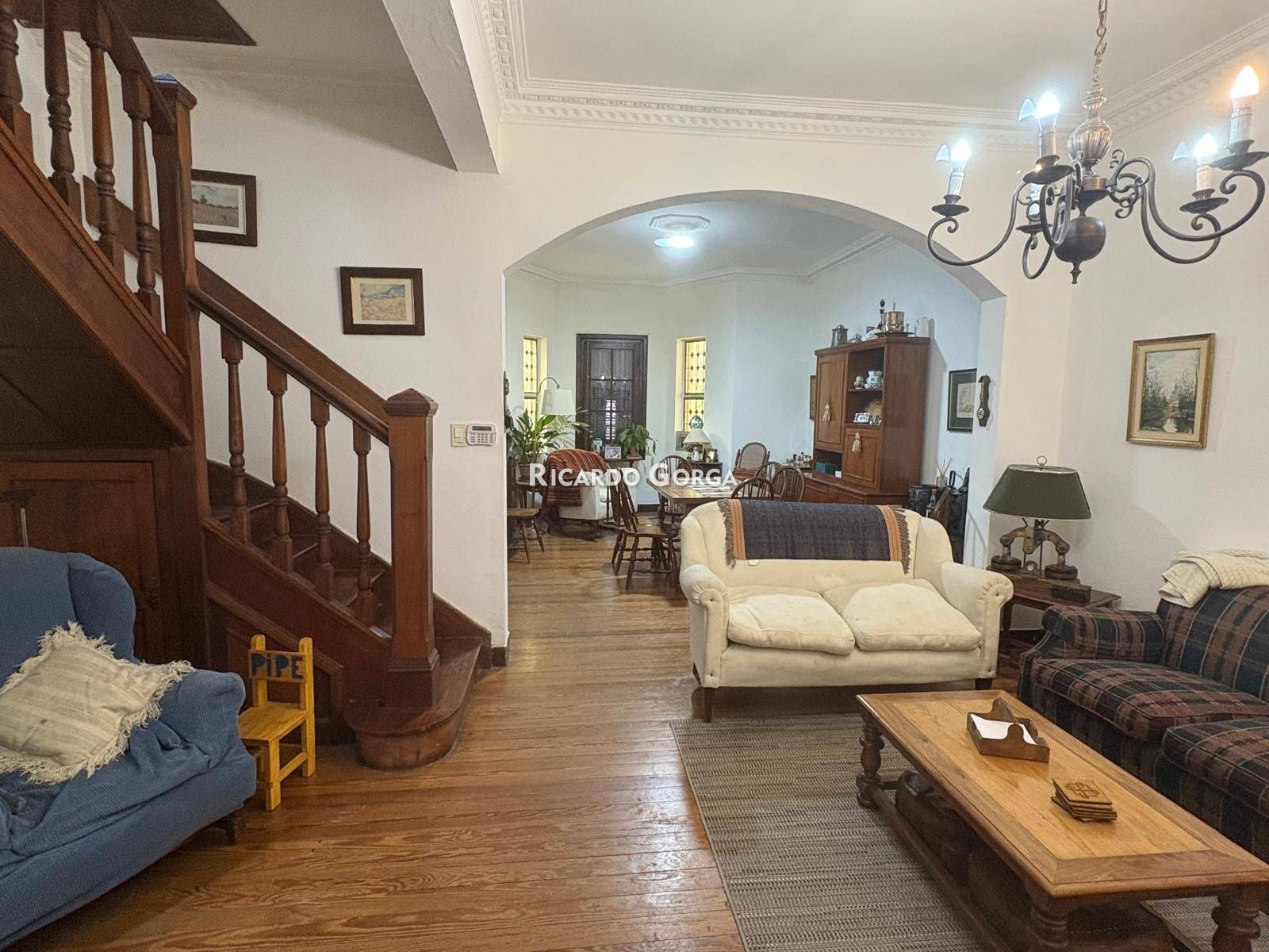 https://storage.googleapis.com/portales-prod-images-uy/52/property-images/2025/9/787a878c-c3fe-49ff-862b-e4ab8369b1a7_wm.jpeg