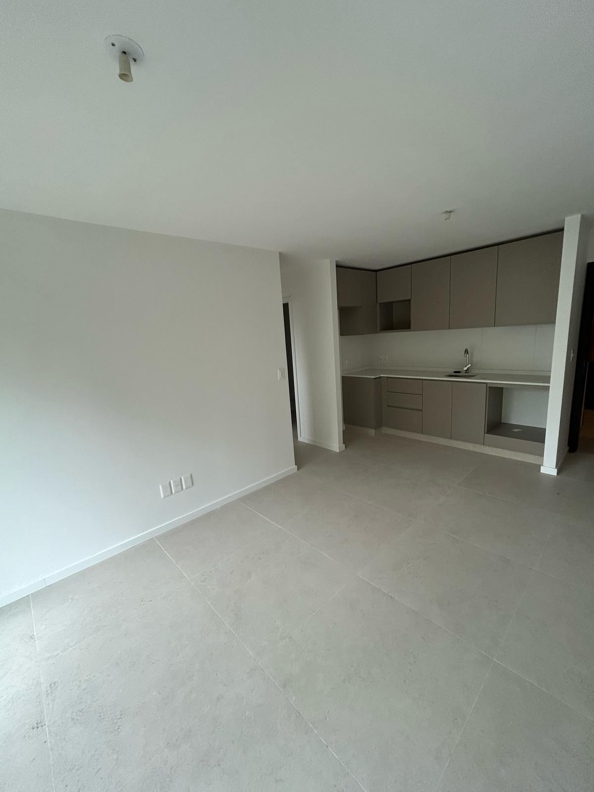 https://storage.googleapis.com/portales-prod-images-uy/799/property-images/2025/6/6bf5a224-066c-405e-b305-a8c31a1d7bef.jpeg
