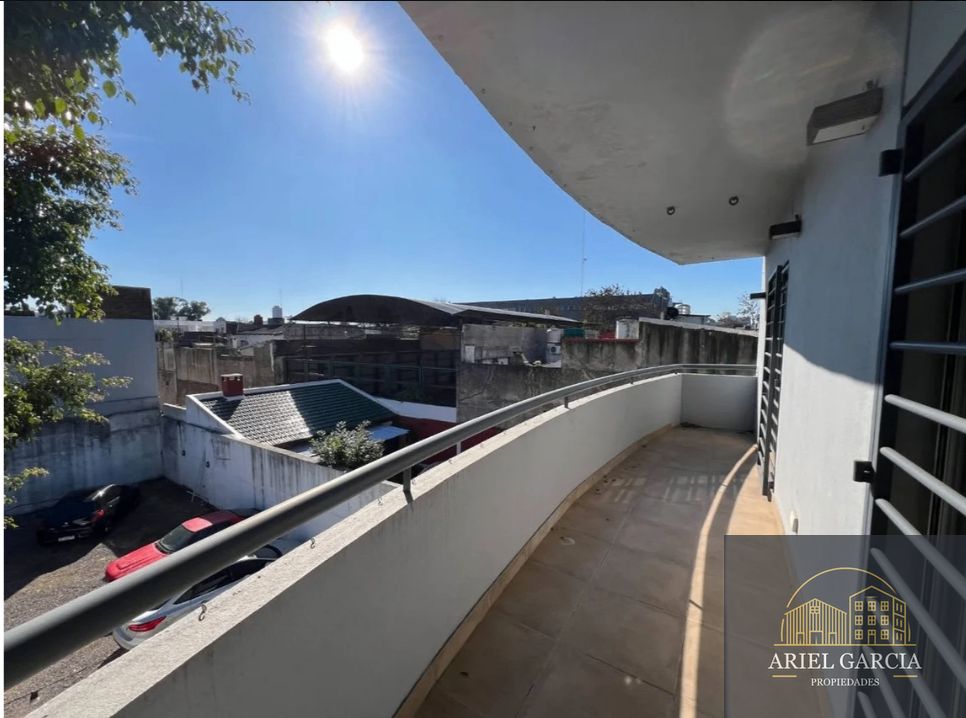 https://storage.googleapis.com/portales-prod-images/1529/property-images/2025/8/06136de6-4069-4eba-9e59-631cad5a2491_wm.jpeg