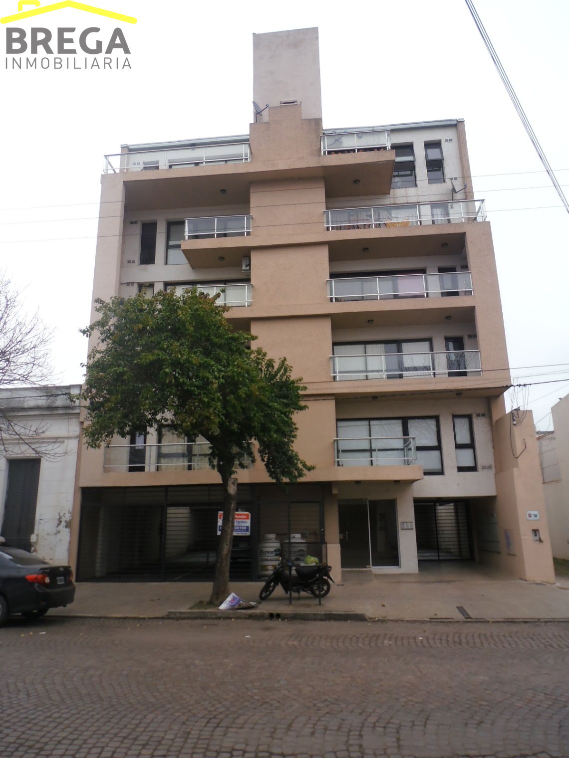https://storage.googleapis.com/portales-prod-images/1831/property-images/2025/6/2cfcdcad-d81a-484c-be92-8f6d16c641b6_wm.jpeg