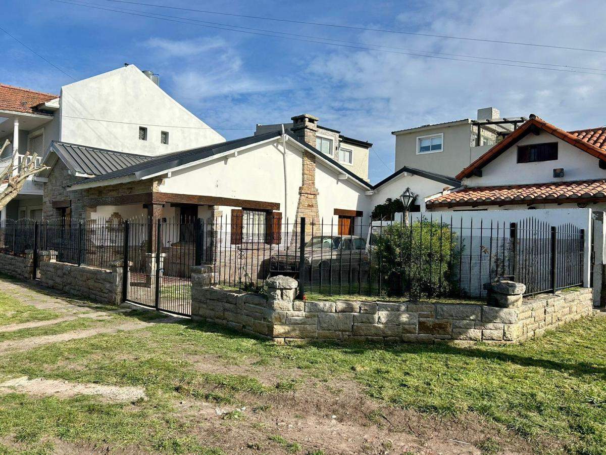 https://storage.googleapis.com/portales-prod-images/1969/property-images/2024/10/a9af65b4-e5a4-40d7-b6b8-7a931b17d99d.jpeg