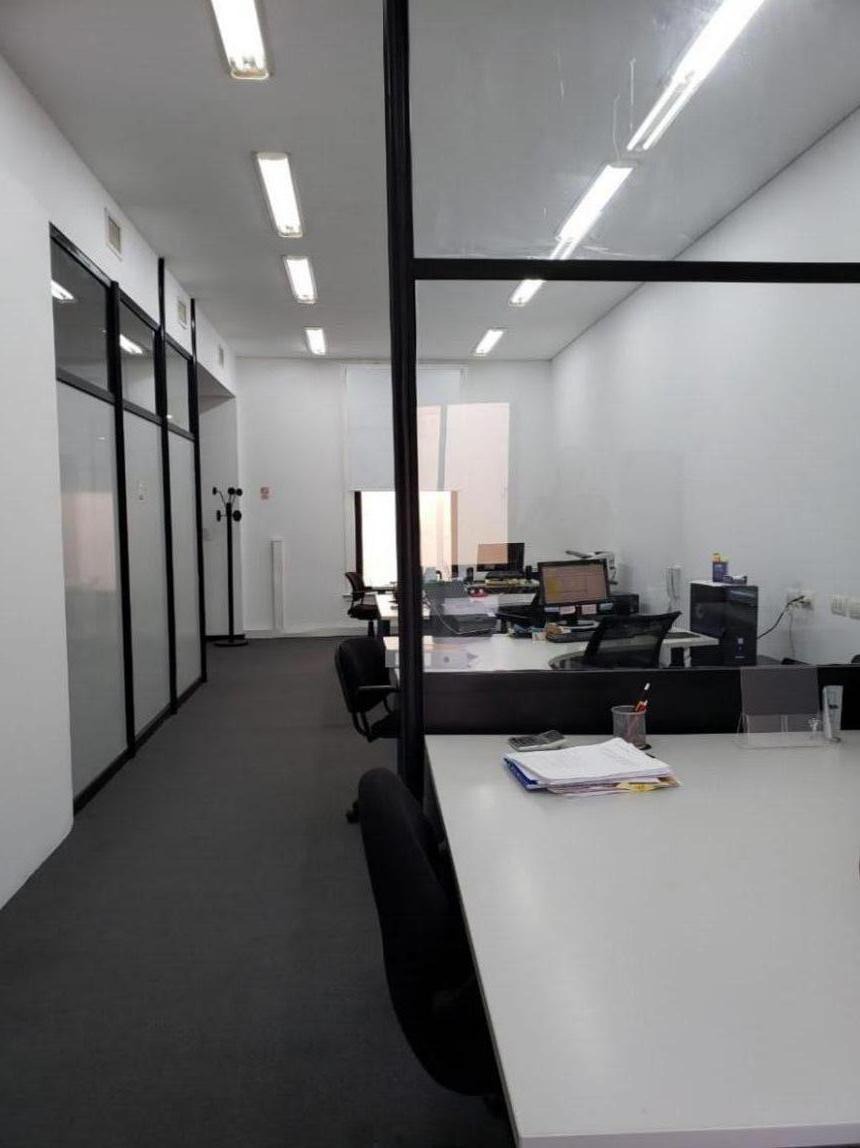 Venta Oficina 5 Ambientes - Córdoba 1300 - Centro