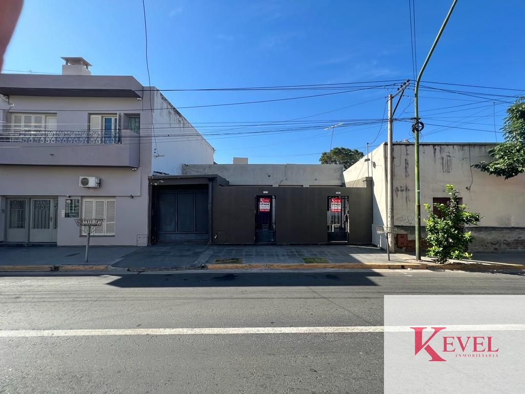https://storage.googleapis.com/portales-prod-images/329/property-images/2023/5/2d365b28-e40e-42d0-a939-4dd62aef6a90_wm.jpeg