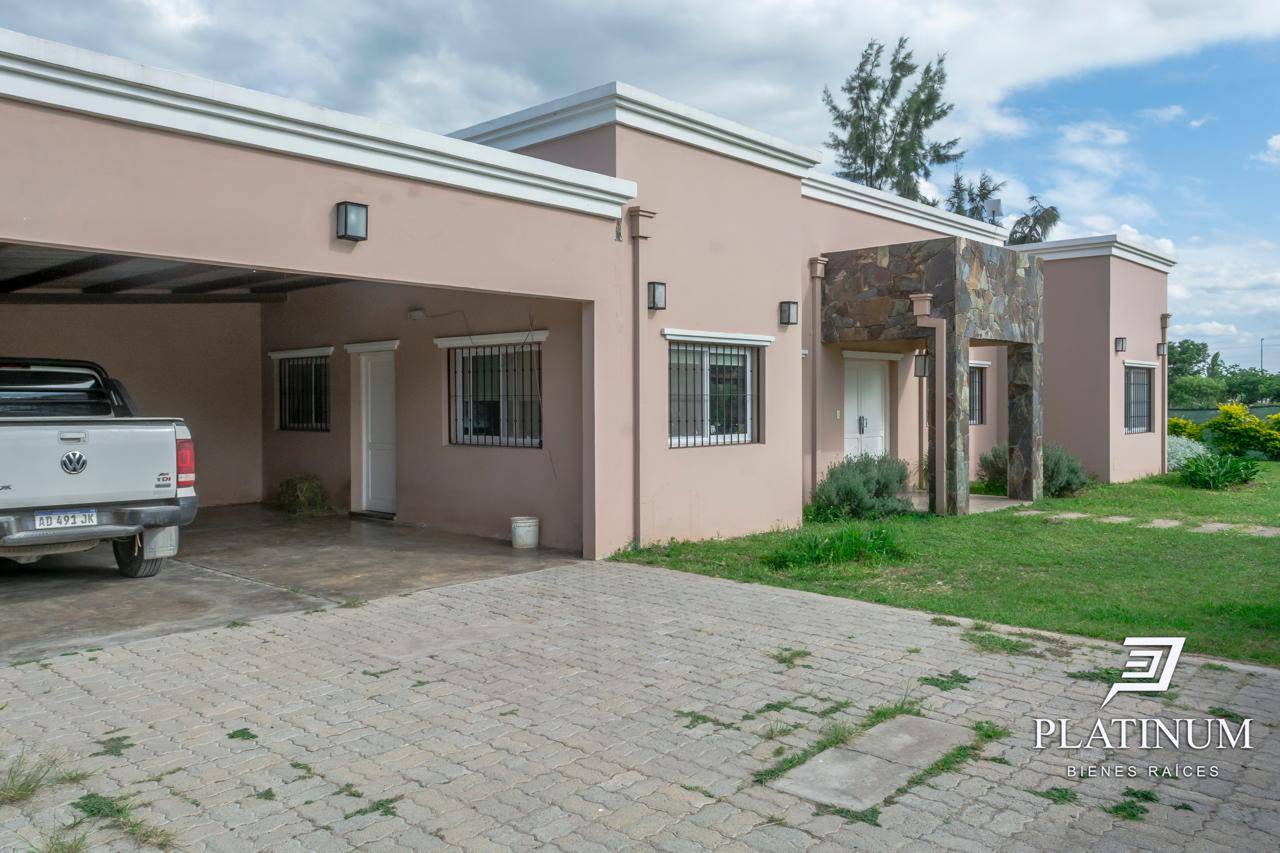 https://storage.googleapis.com/portales-prod-images/3317/property-images/2024/12/d2c33ab2-b4fa-414a-a5fa-4a5c43e2ccd7.jpeg