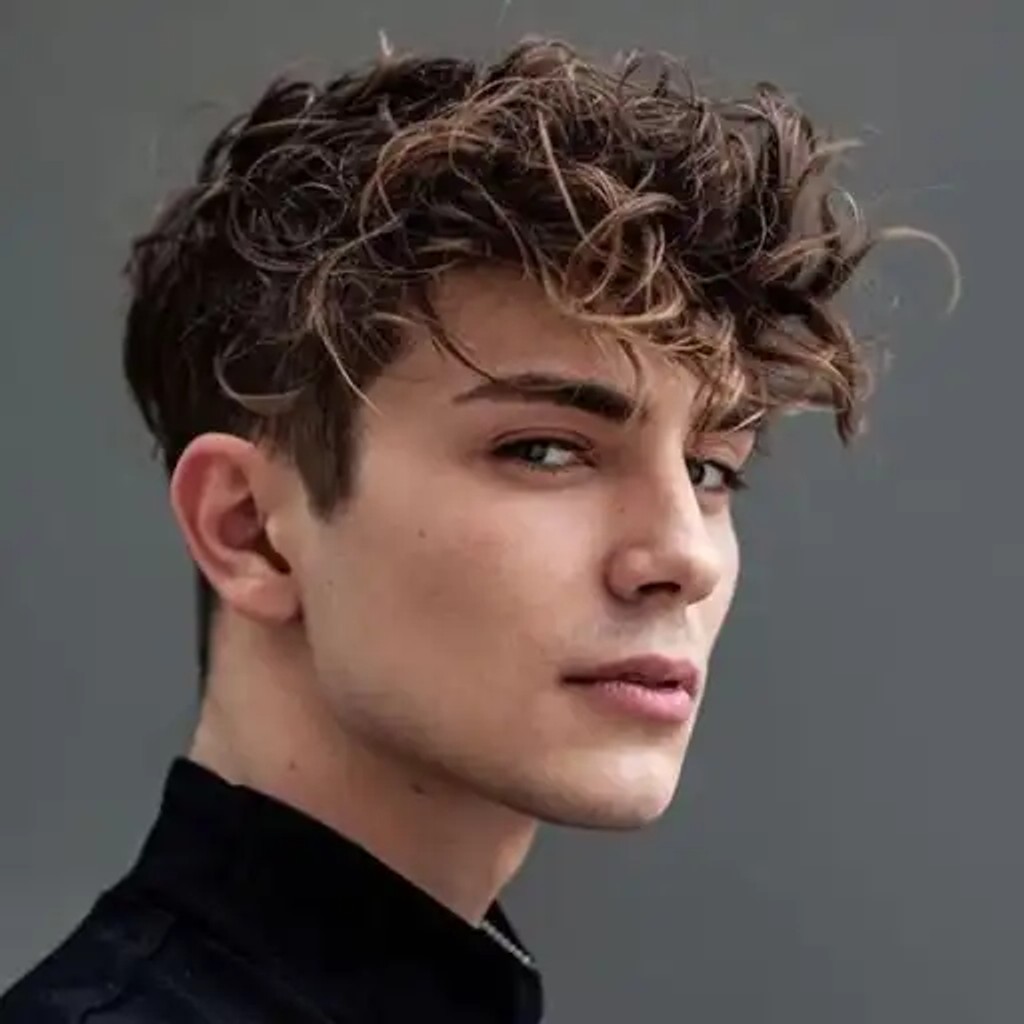10 Coolest Curtain Haircuts for Men in 2024 - The Trend Spotter