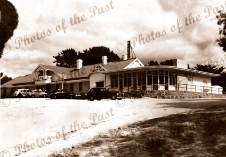 Bond's Anglesea Hotel, Anglesea, Vic. Victoria. Great Ocean Road 1950s