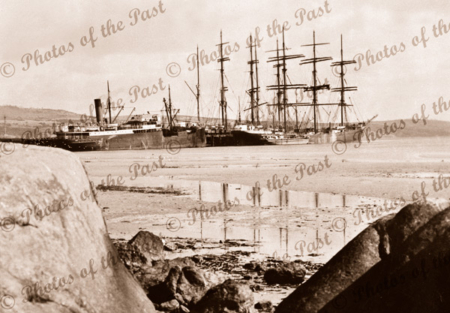 Shipping at Pt Lincoln, SA, with SS PARINGA. c1920s