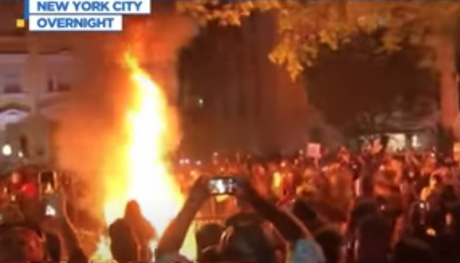 New york city riots 900