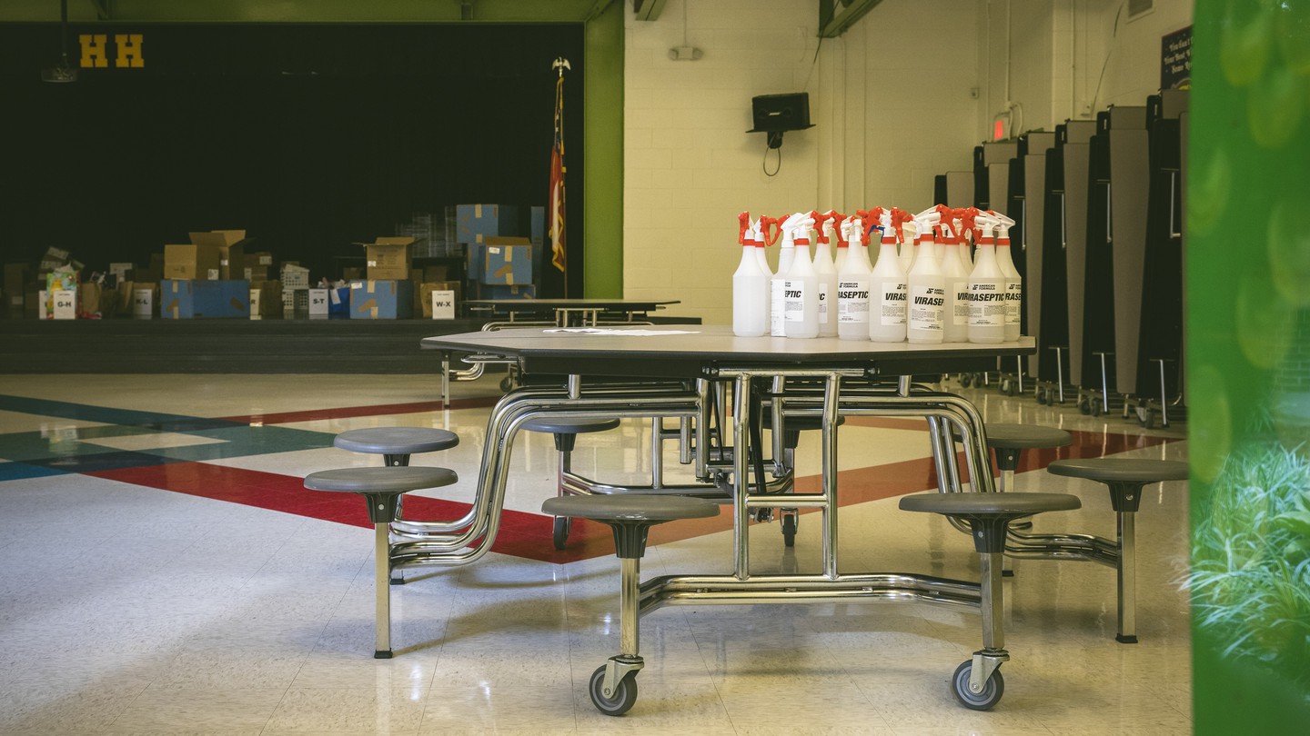 I’m a Nurse in New York. Teachers Should Do Their Jobs, Just Like I Did.