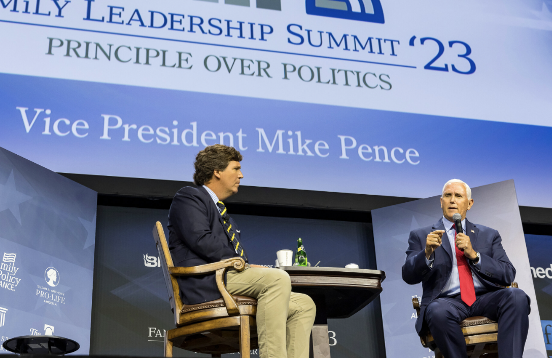 Tucker carlson mike pence