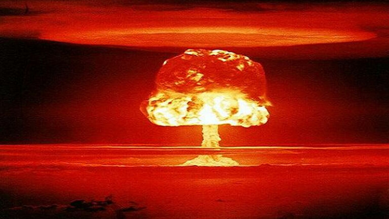 Giant red mushroom cloud nuclear cloud
