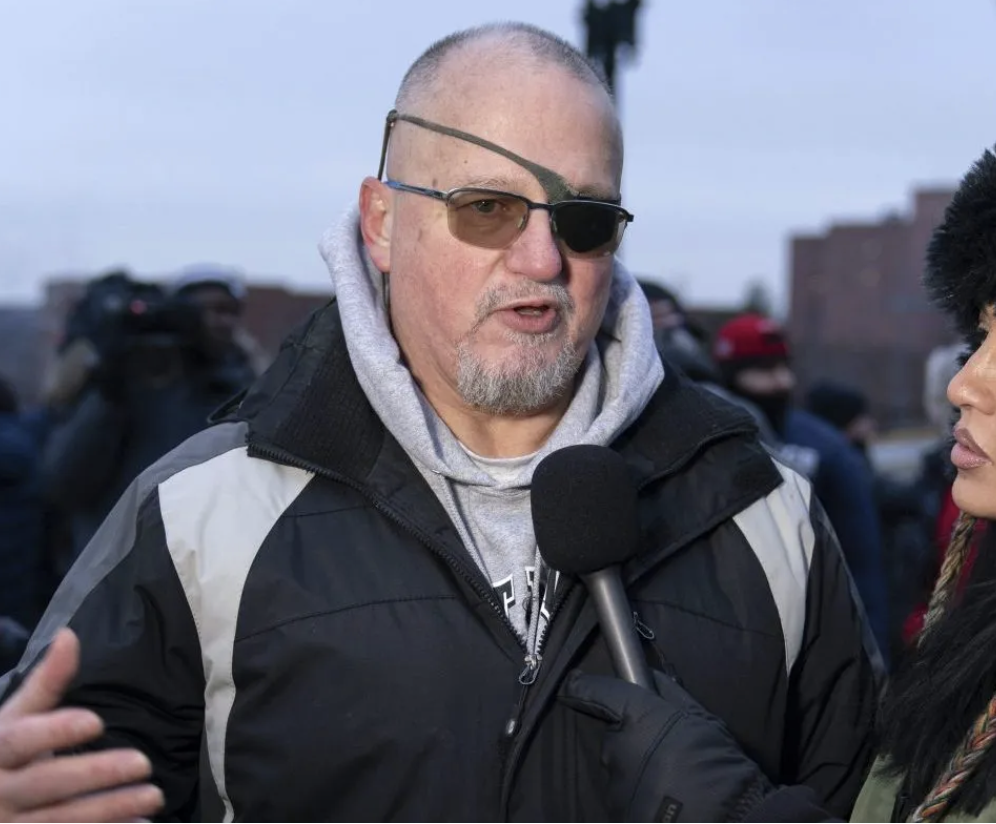 Oath keepers founder stewart rhodes
