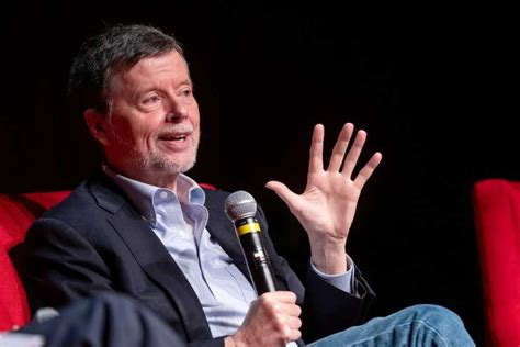 Ken Burns Miniseries – Dan McLaughlin