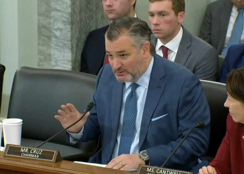 Sen tes cruz committee chairman